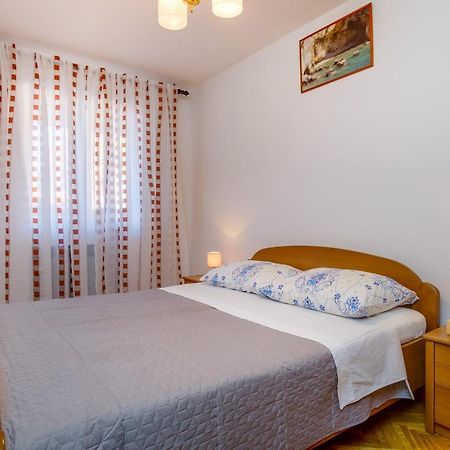 Apartments Franjo Mali Lošinj Exteriör bild