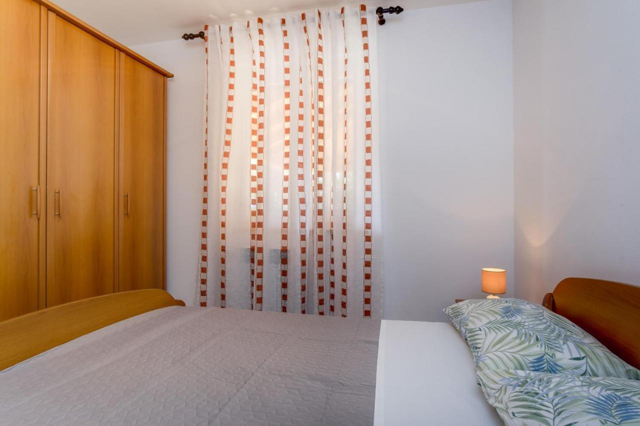 Apartments Franjo Mali Lošinj Exteriör bild