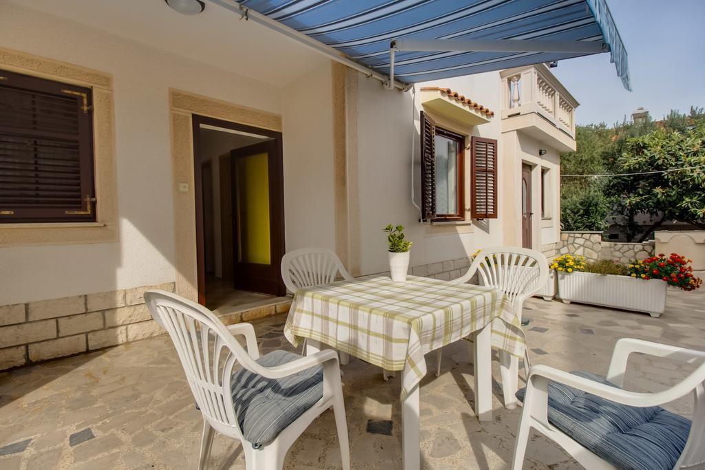 Apartments Franjo Mali Lošinj Rum bild